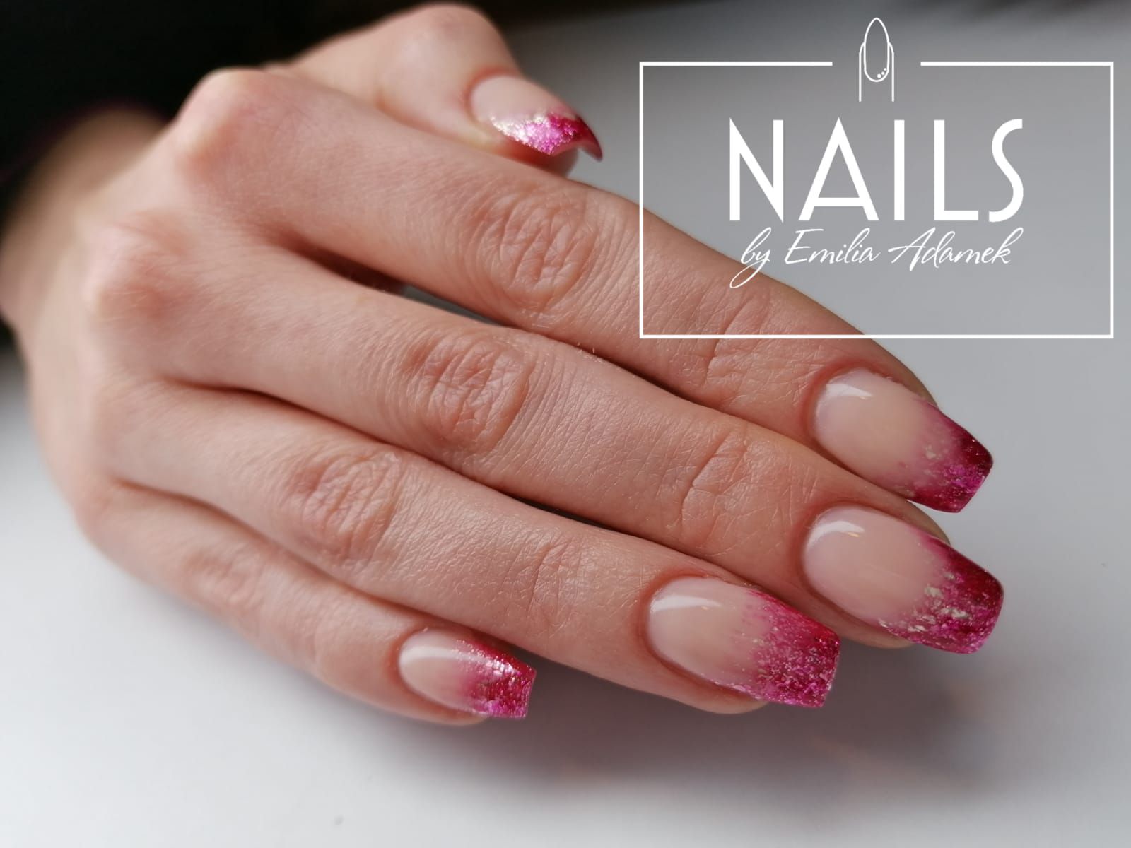 Nails by Emilia Adamek - Nagelstudio, Kosmetik und Fußpflege in Berlin Karow, Buch, Blankenburg, Pankow und Umgebung - Professionelles Nagel, Nägel, Nails, Nageldesign Nagelstudio und Wimpernstudio in 13125 Nähe S Bahnhof Berlin Karow, Buch, Blankenburg bei Emilia Adamek. Die beste Nageldesigenrin und Produkte für Stiletto, Ballerina, Babyboomer, Polygel, Cat Eye, Fullcover, French, Natur, Glitzer, Nagel, Nägel, Nails Studio, Nagelstudio, Nageldesign, Nail Art, Nail design, Nagelmodellage, Design, Maniküre, Shellac, Gellack, Spa Maniküre, UV Nagellack, Wimpern, Wimpernverlängerung, Wimpernverdichtung, Wimpernwelle, Verlängerung, Verstärkung, Naturnagelverstärkung, Auffüllen, Tips, Schablonentechnik, Gel, Gel-Technik, UV-Licht, UV-Gele.